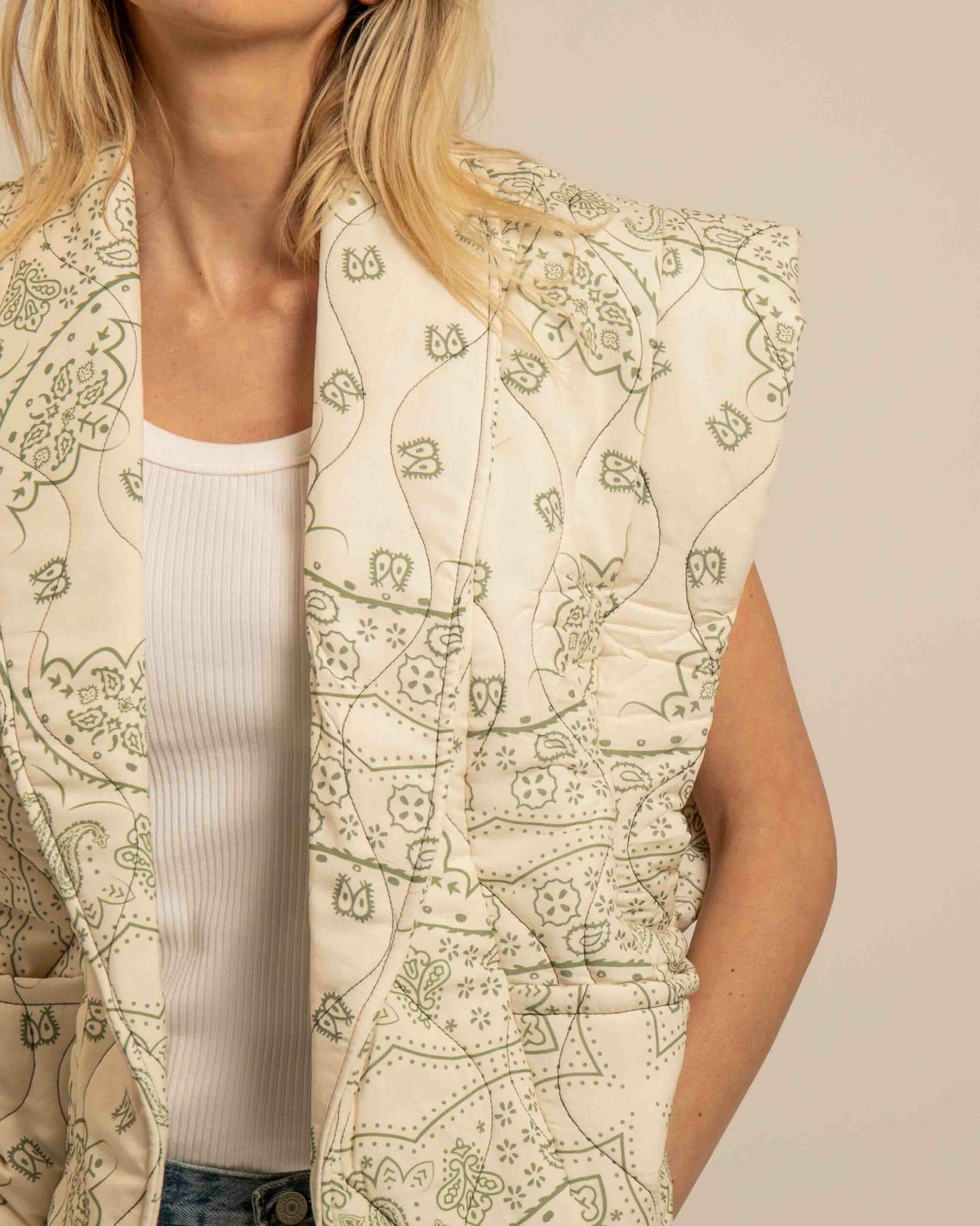 Alternative view of Brooklyn Vest Bandana Cream